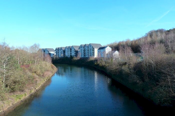 2 Bedroom Flat To Rent In Phoebe Road, Copper Quarter, Swansea, SA1