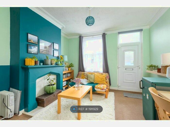 1 Bedroom Terraced House To Rent In Valley Road, Sheffield, S8