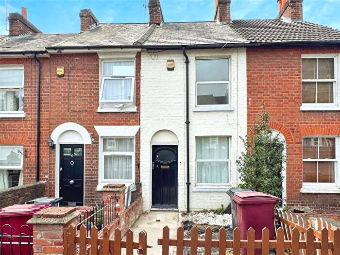 2 Bedroom Terraced House For Sale In Princes Street, Reading, Berkshire, RG1