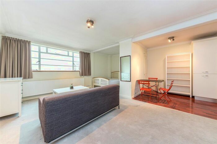 Studio To Rent In Lichfield Court, Sheen Road, Richmond, TW9