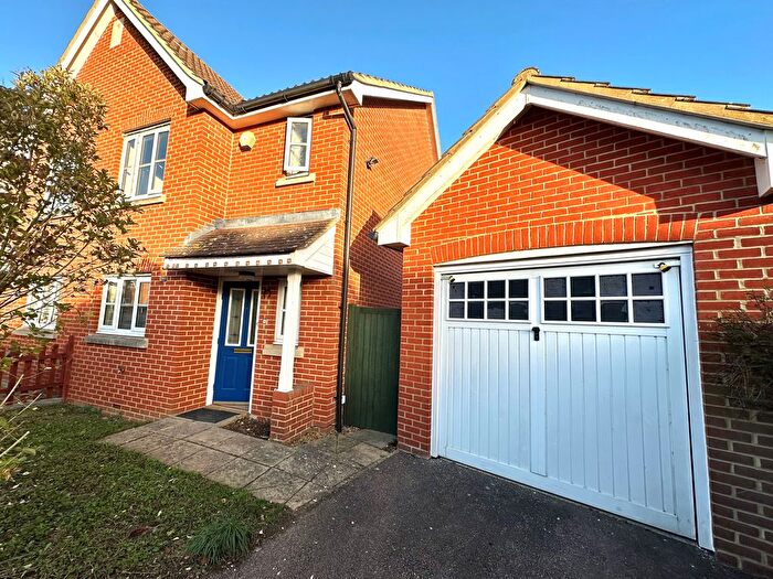 3 Bedroom Semi Detached House To Rent In Apley Way, Lower Cambourne, Cambridge, CB23