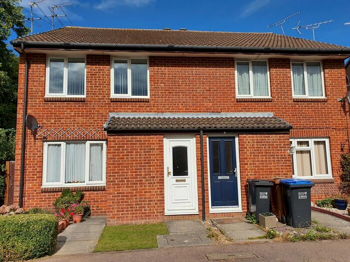 1 Bedroom Maisonette To Rent In Yew Grove, Welwyn Garden City, AL7