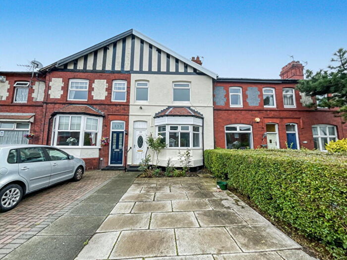 2 Bedroom Terraced House For Sale In Haig Avenue, Southport, PR8
