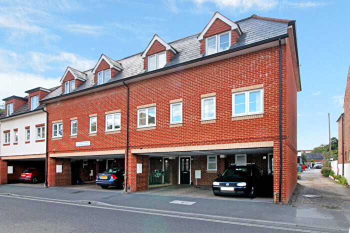 2 Bedroom Terraced House To Rent In Peabody Road, Farnborough, Hampshire, GU14