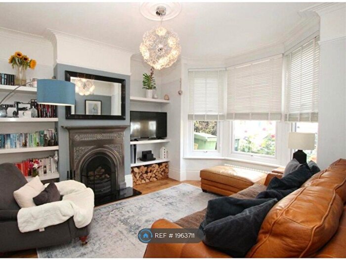 1 Bedroom Property To Rent In Burwash Road, London, SE18
