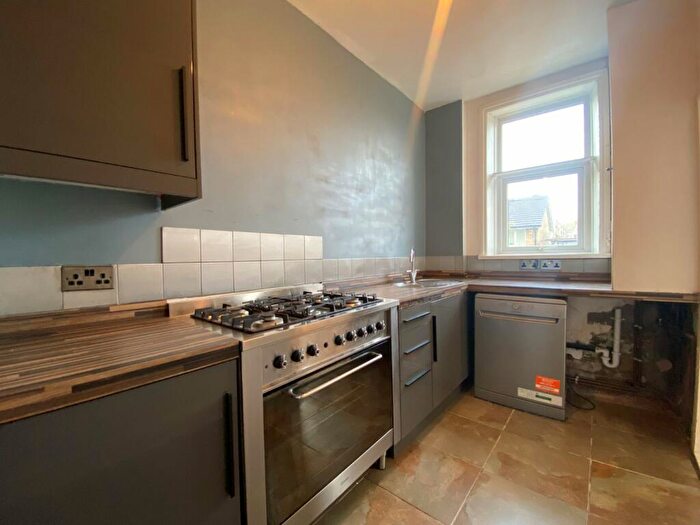 2 Bedroom Terraced House For Sale In Cranbrook Street, Clayton, Bradford, BD14