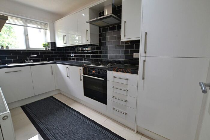 1 Bedroom Flat For Sale In Bradbury Close, Gateshead, Tyne And Wear, NE10