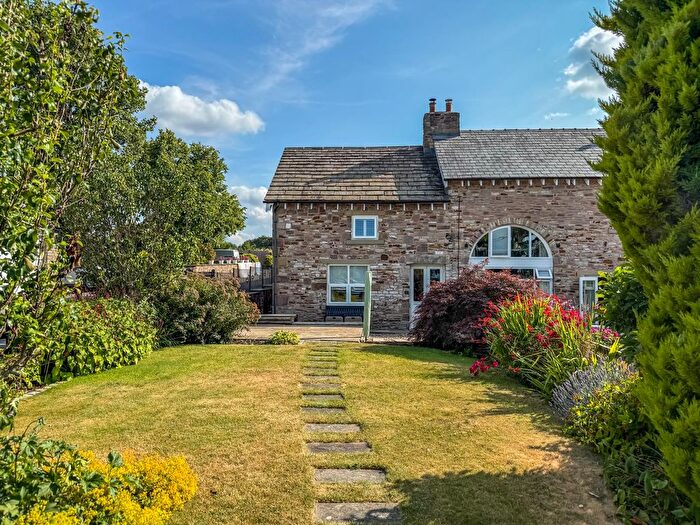 3 Bedroom Barn Conversion For Sale In Shallcross Hall Barns, Shallcross Road, Whaley Bridge, High Peak, SK23