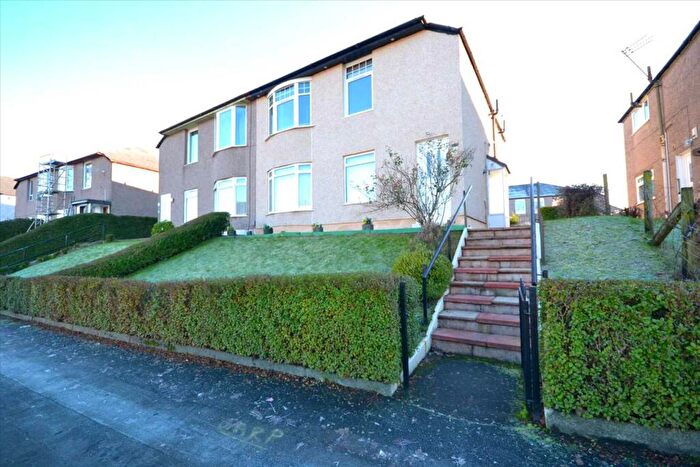 2 Bedroom Flat For Sale In Aikenhead Road, Kings Park, Glasgow, G44