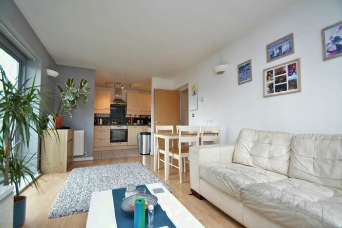 2 Bedroom Flat To Rent In Curness Street, London, SE13
