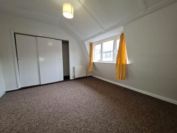 Maisonette To Rent In Southover Street, Brighton, BN2