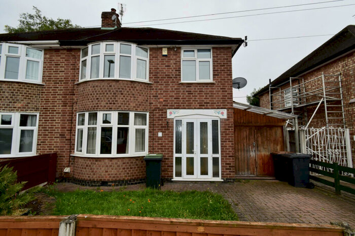 3 Bedroom Semi-Detached House To Rent In Crofton Close, Attenborough, Nottingham, NG9