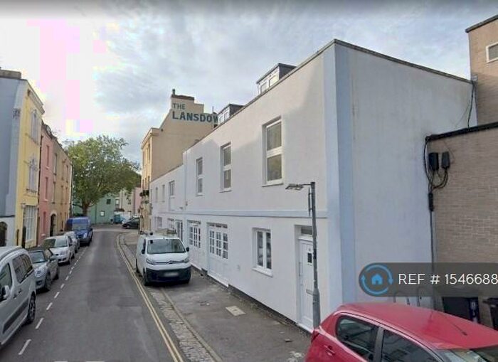 5 Bedroom Flat To Rent In Clifton Road, Bristol, BS8