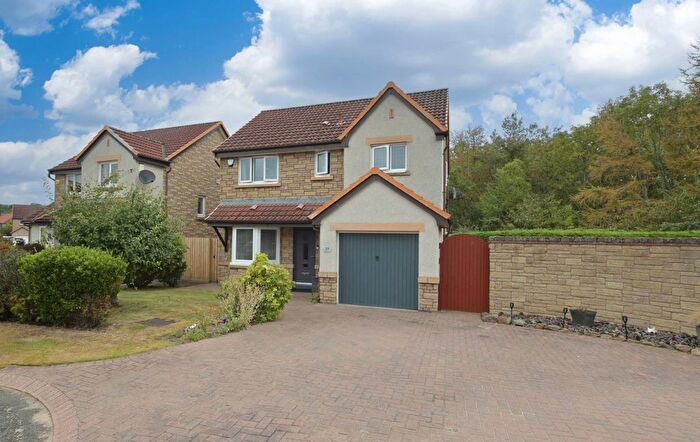 4 Bedroom Detached House For Sale In Gilberstoun Loan, Edinburgh, EH15