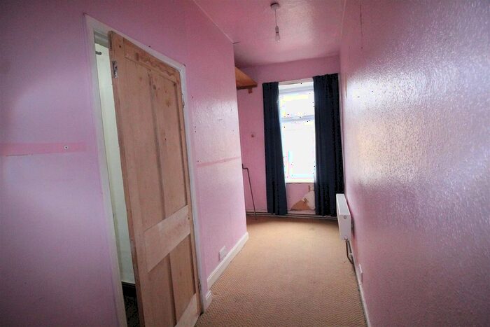 2 Bedroom Terraced House For Sale In Clarke Street, Westborough, Dewsbury, WF13