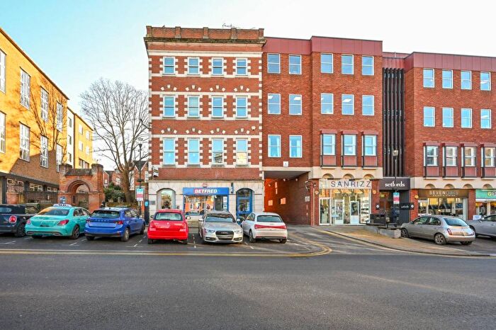 2 Bedroom Flat To Rent In North Street, Guildford, Guildford, GU1