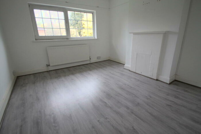 3 Bedroom House To Rent In Cambray Road, Orpington, BR6