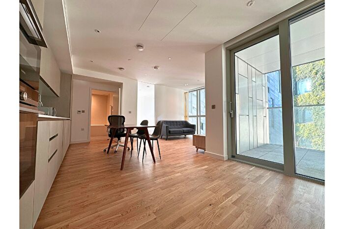 1 Bedroom Flat To Rent In City Road, London, EC1V