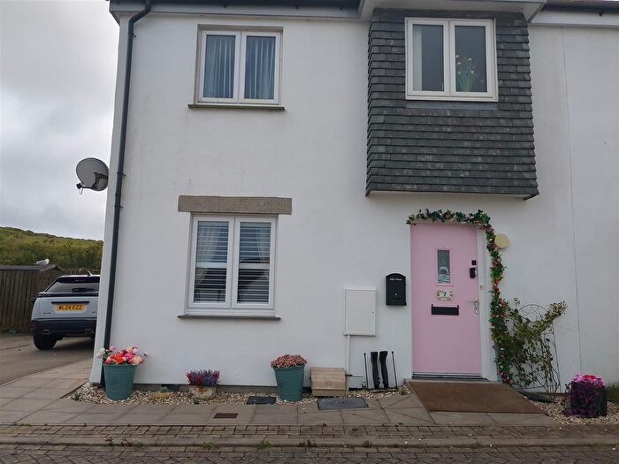 3 Bedroom Semi-Detached House For Sale In Rosewall Close, St. Ives, TR26