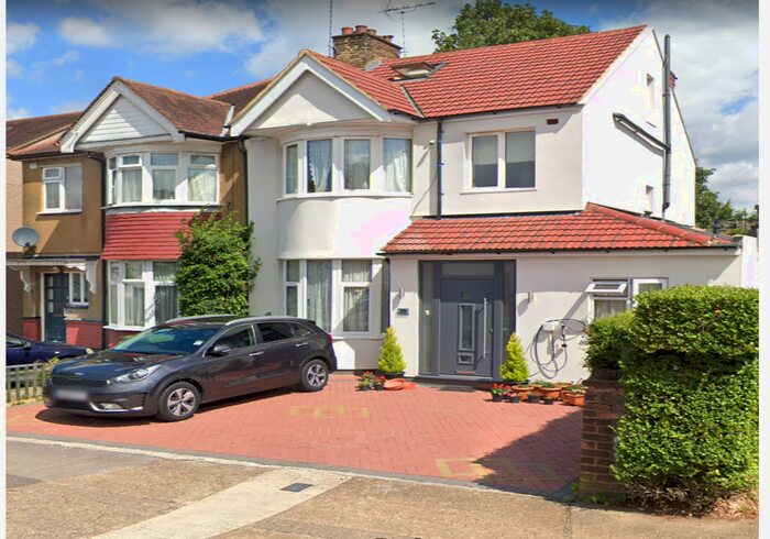 1 Bedroom Semi-Detached House To Rent In Northumberland Road, North Harrow, Harrow, HA2