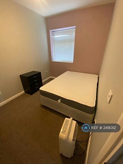 2 Bedroom Flat To Rent In Station Road, Blackpool, FY4