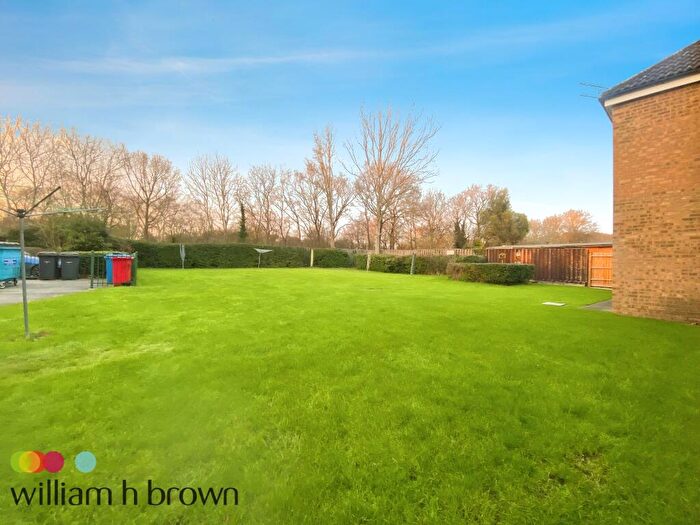 1 Bedroom Ground Maisonette To Rent In Pemberton Avenue, Ingatestone, CM4