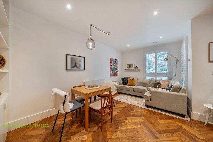 1 Bedroom Flat For Sale In Church Road, London, SE19