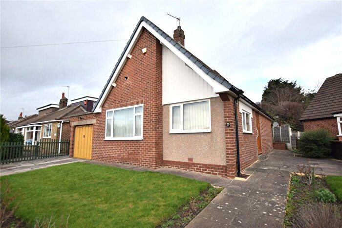 3 Bedroom Detached House For Sale In Field End Crescent, Leeds, West Yorkshire, LS15