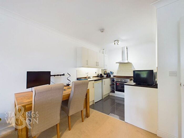 1 Bedroom Flat For Sale In Overtons Way, Poringland, Norwich, NR14