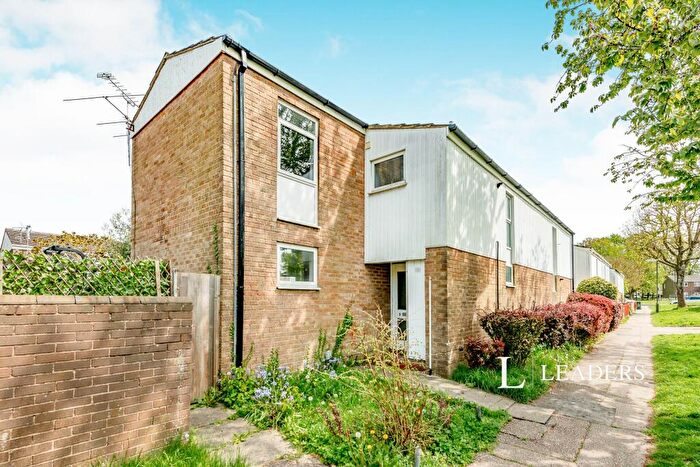 3 Bedroom Terraced House To Rent In Fennel Crescent, Broadfield, RH11