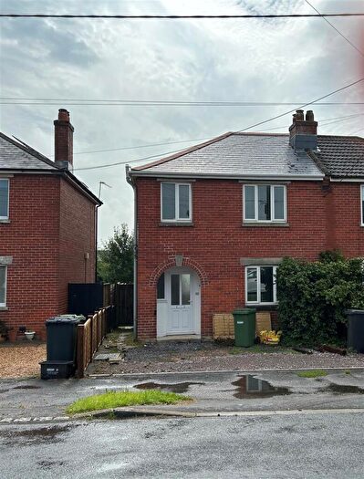 2 Bedroom Property To Rent In Witt Road, Fair Oak, Eastleigh, SO50