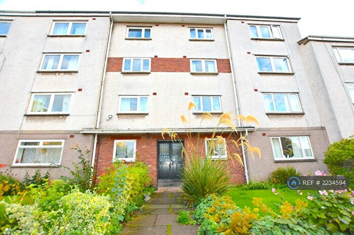 2 Bedroom Flat To Rent In Silverknowes Neuk, Edinburgh, EH4