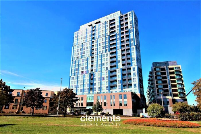 2 Bedroom Flat To Rent In Cotterells, Hemel Hempstead, HP1