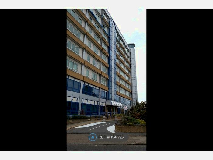 2 Bedroom Flat To Rent In Sherman Rd, Bromley, BR1