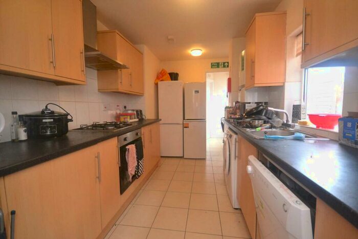 5 Bedroom Terraced House To Rent In Hatherley Road, Reading, RG1