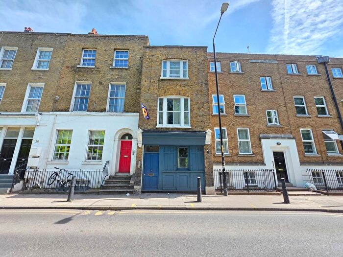 2 Bedroom Flat For Sale In Cannon Street Road, E1