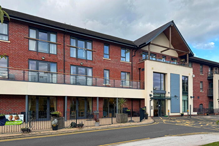 2 Bedroom Retirement Property For Sale In Kingswood, Kingsway, Chester, CH2