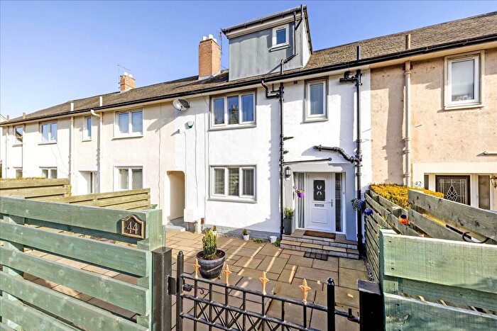 4 Bedroom Terraced House For Sale In Kenilworth Drive, Edinburgh, EH16