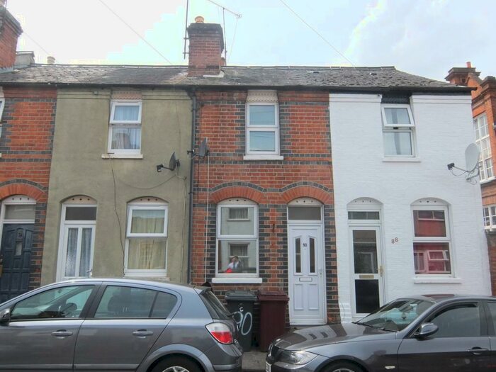 2 Bedroom Terraced House To Rent In Blenheim Gardens, Reading, RG1