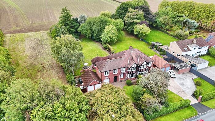 5 Bedroom Semi-Detached House For Sale In Tranby Lane, Swanland, North Ferriby, HU14