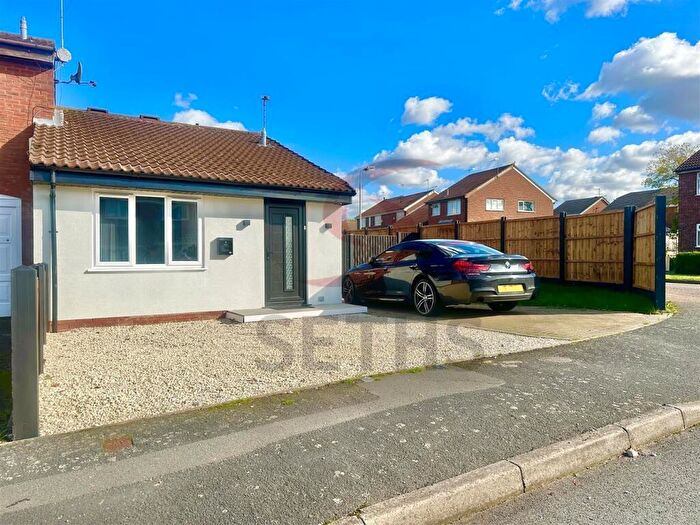 2 Bedroom Semi-Detached Bungalow To Rent In The Poppins, Beaumont Leys, Leicester, LE4
