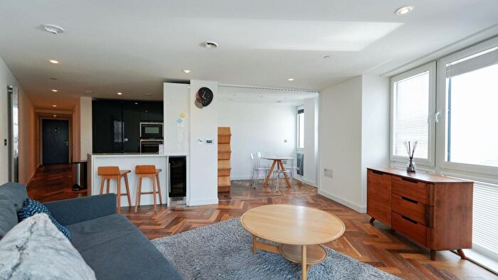 2 Bedroom Apartment For Sale In Flat, Eagle Point, City Road, London, EC1V