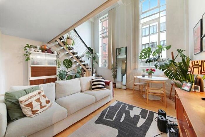 1 Bedroom Flat To Rent In The Beaux Arts Building, Manor Gardens, Holloway, N7