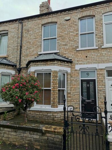 3 Bedroom Terraced House To Rent In Beaconsfield Street, York, YO24