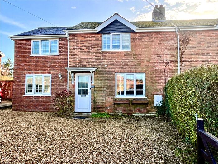 4 Bedroom Semi-Detached House For Sale In Pilley Hill, Pilley, Lymington, Hampshire, SO41