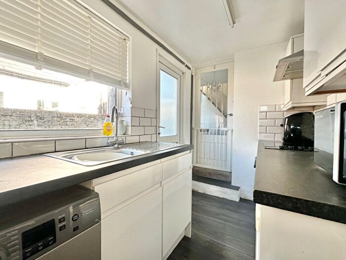 2 Bedroom Terraced House For Sale In Little Common Road, Bexhill-On-Sea, TN39