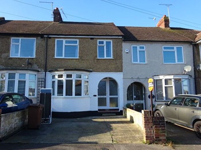 3 Bedroom Terraced House To Rent In Haig Avenue, Rochester, ME1