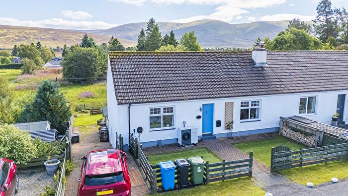 2 Bedroom Semi Detached Bungalow For Sale In Station Cottages, Dalwhinnie, Highland, PH19