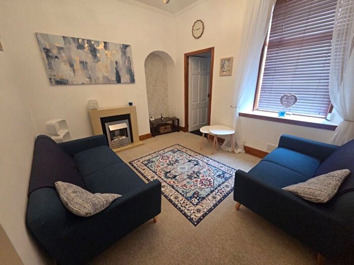 2 Bedroom Flat To Rent In Hardgate, City Centre, Aberdeen, AB11