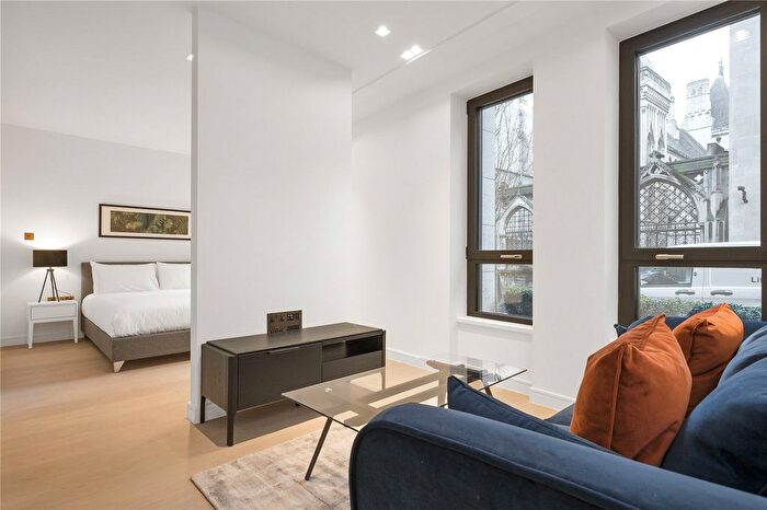 Studio To Rent In Portugal Street, London, WC2A